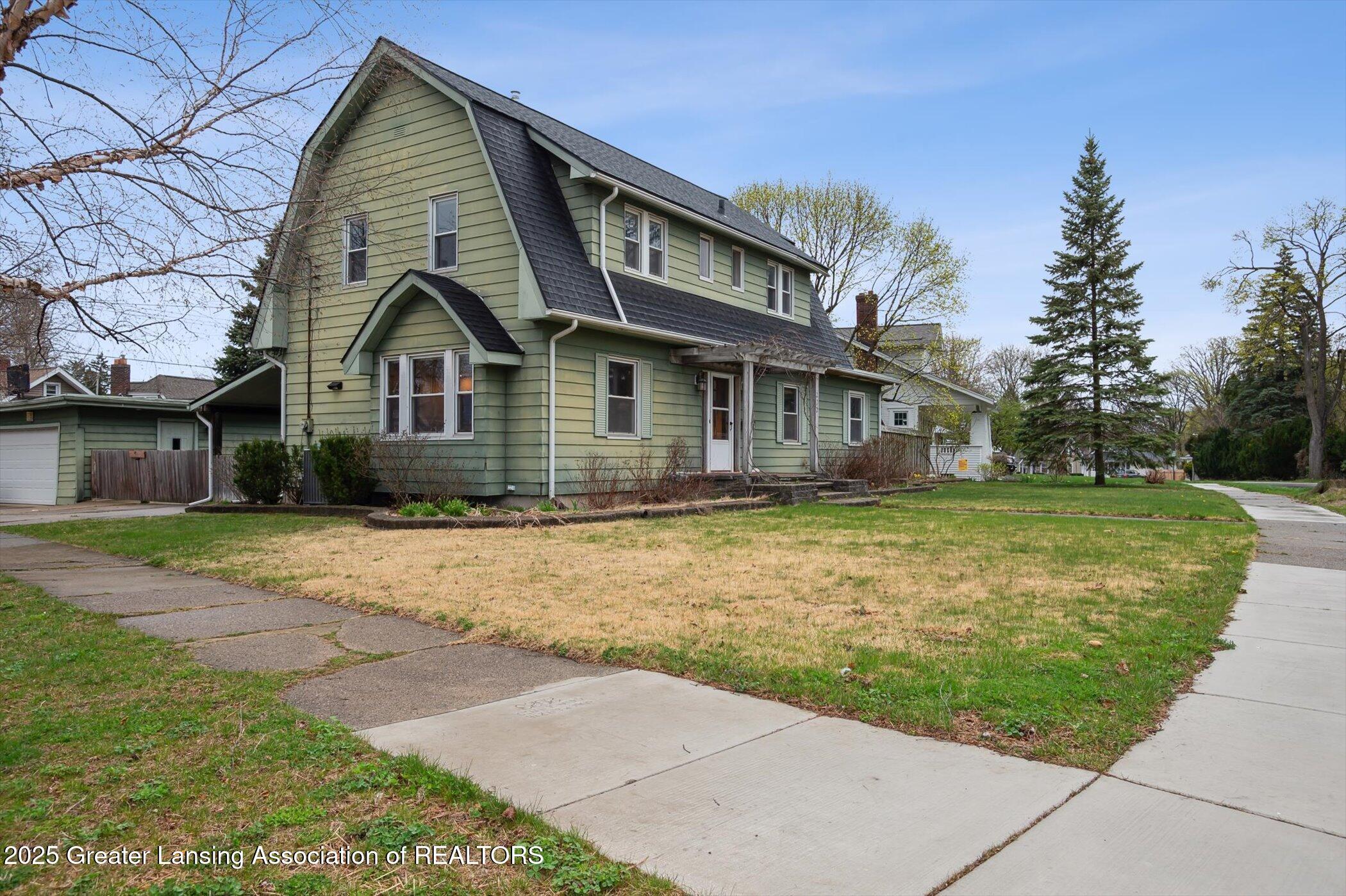 03-222-Strathmore-Rd-Lansing-MI-48910-Wi