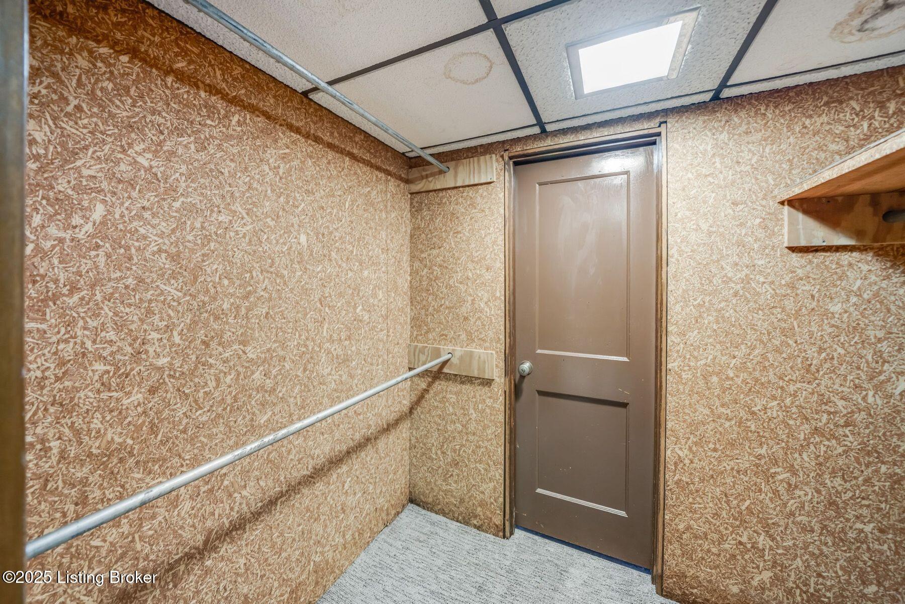 7608 Smyrna Road Louisville, KY 40228 - Photo 42 of 57 photo_online_041