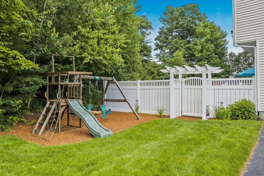 4 Falls Brook Road Hudson, MA 01749 - Photo 31 of 38 Gallery Image 31