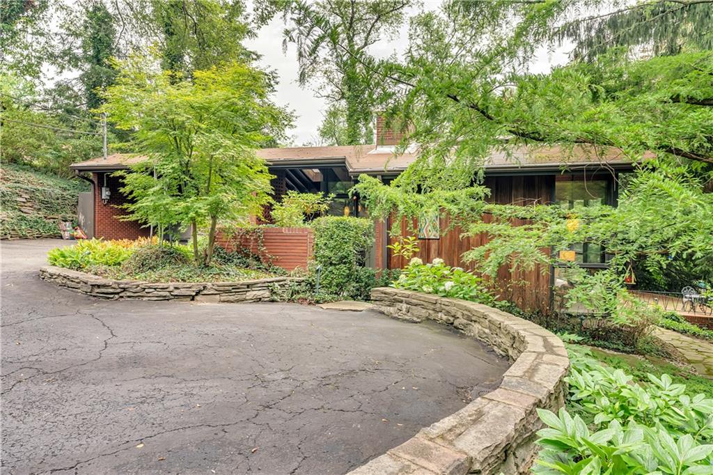1166 Harvard Road Pittsburgh, PA 15205 - Photo 4 of 19 Gallery Image 4