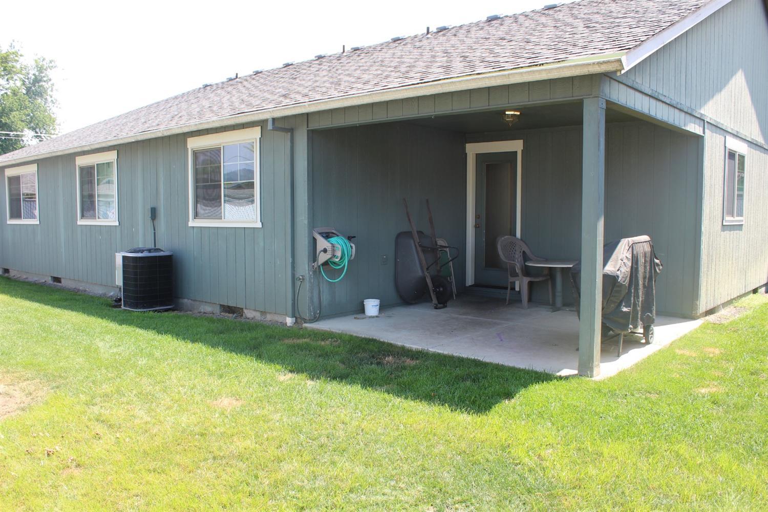 689 Brandi Way Eagle Point, OR 97524 - Photo 6 of 28 Additional Photo