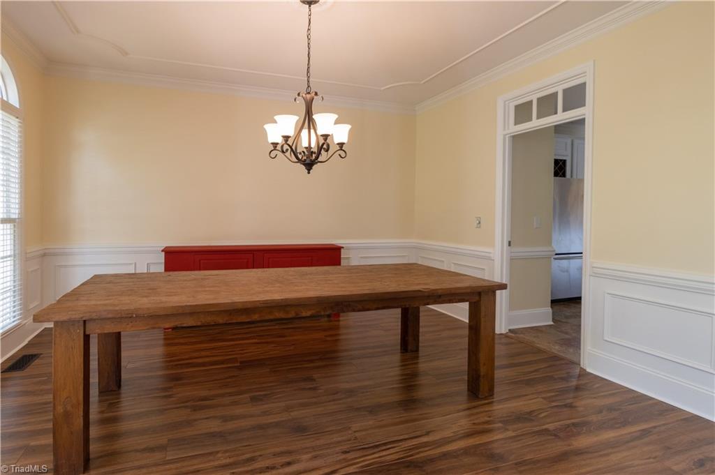 3800 Pinetop Road Greensboro, NC 27410 - Photo 7 of 29 Gallery Image 7
