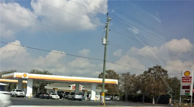 $30,000 | 871 Caloosahatchee Avenue, LaBelle, FL 33935