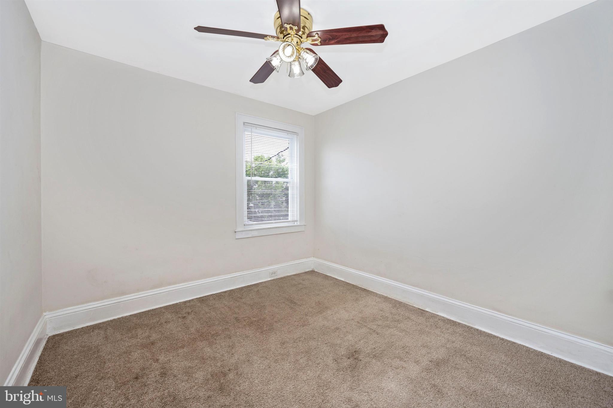 7041 Dunbar Road Dundalk, MD 21222 - Photo 20 of 28 Bedroom 3