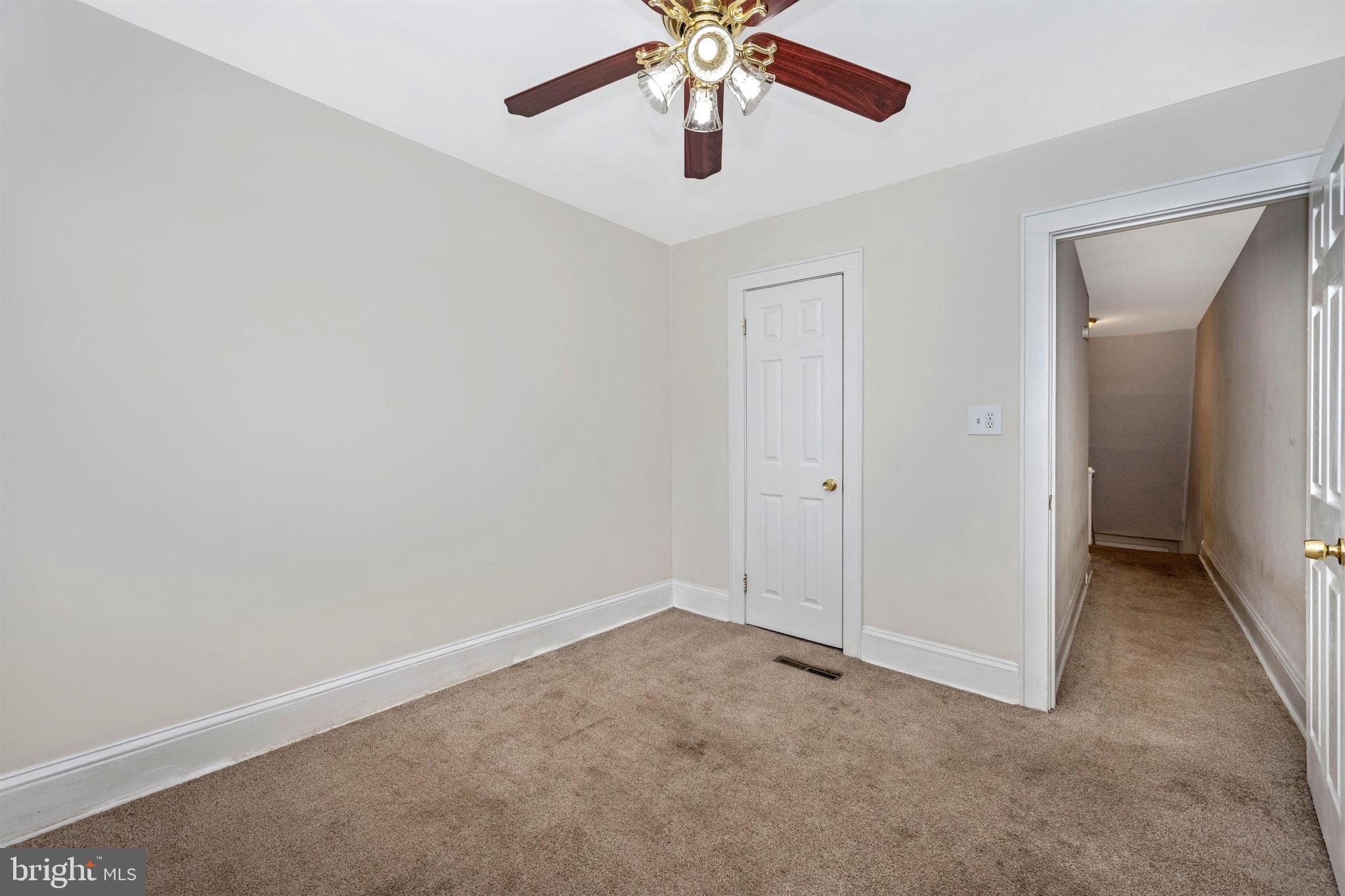 7041 Dunbar Road Dundalk, MD 21222 - Photo 21 of 28 Bedroom 3
