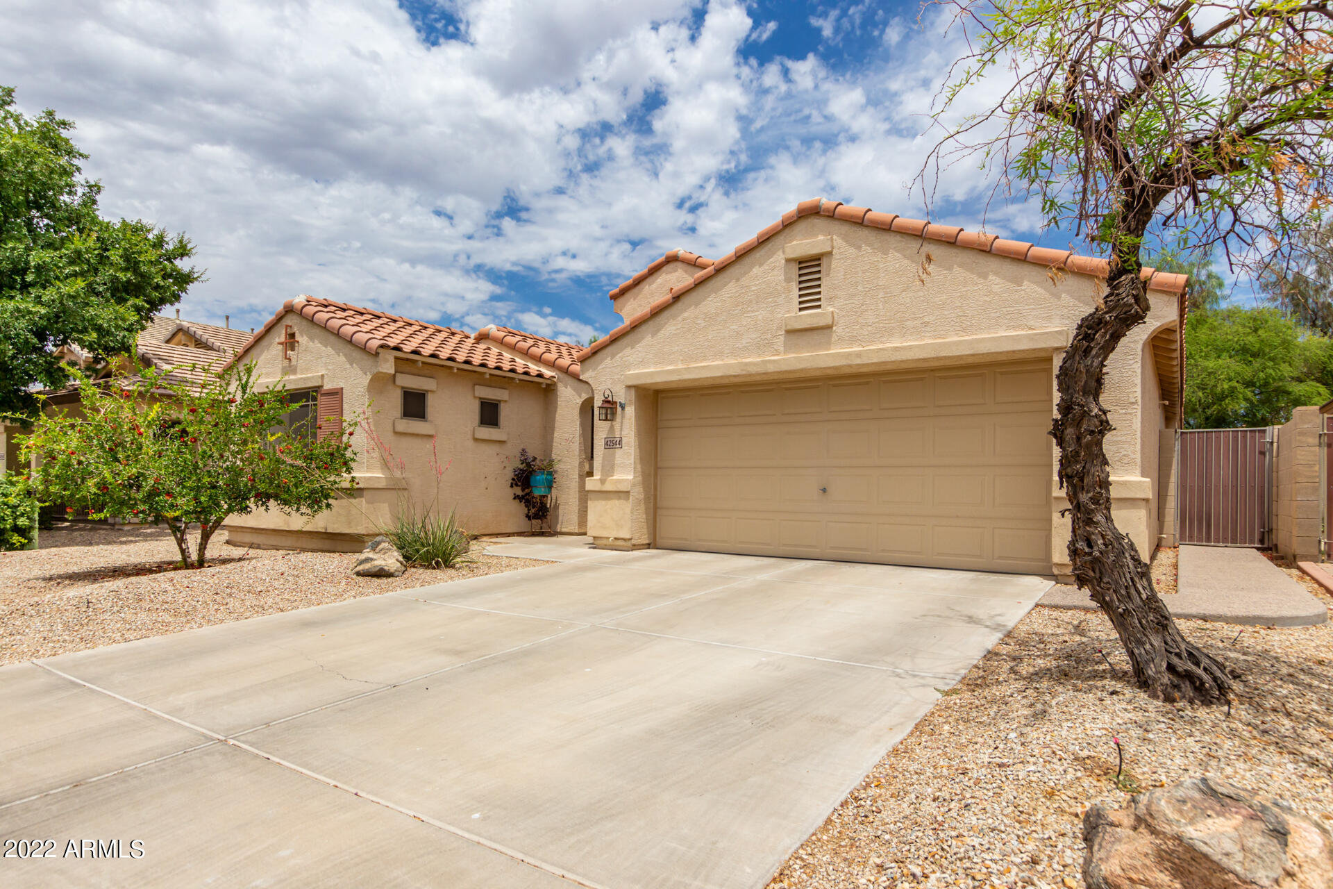 42544 West Venture Road Maricopa, AZ 85138 - Photo 9 of 38 03 Venture