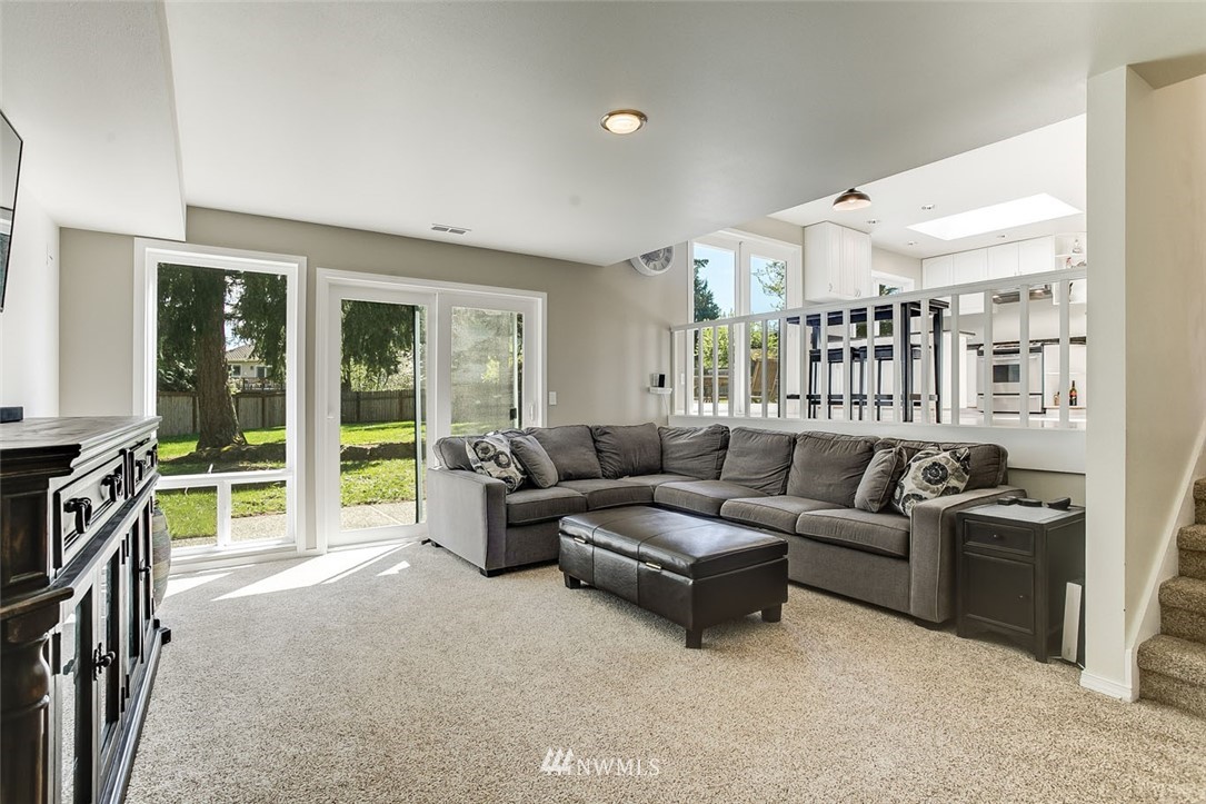 15843 Southeast 167th Place Renton, WA 98058 - Photo 12 of 25 Gallery Image 12