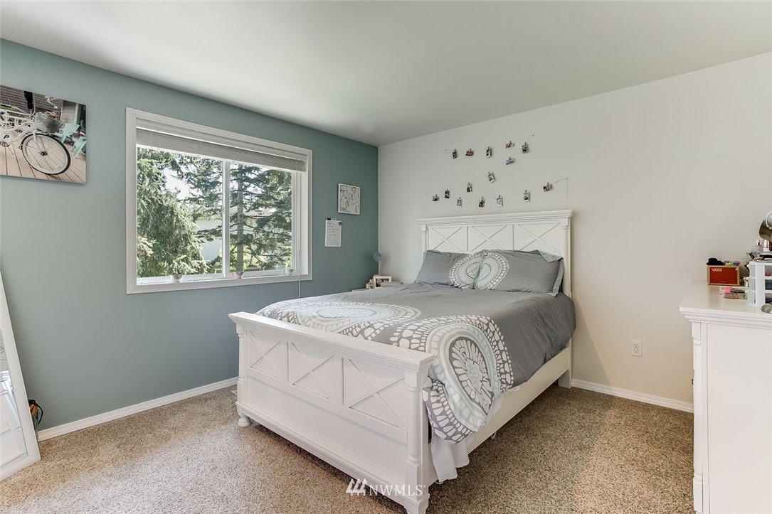 15843 Southeast 167th Place Renton, WA 98058 - Photo 17 of 25 Gallery Image 17