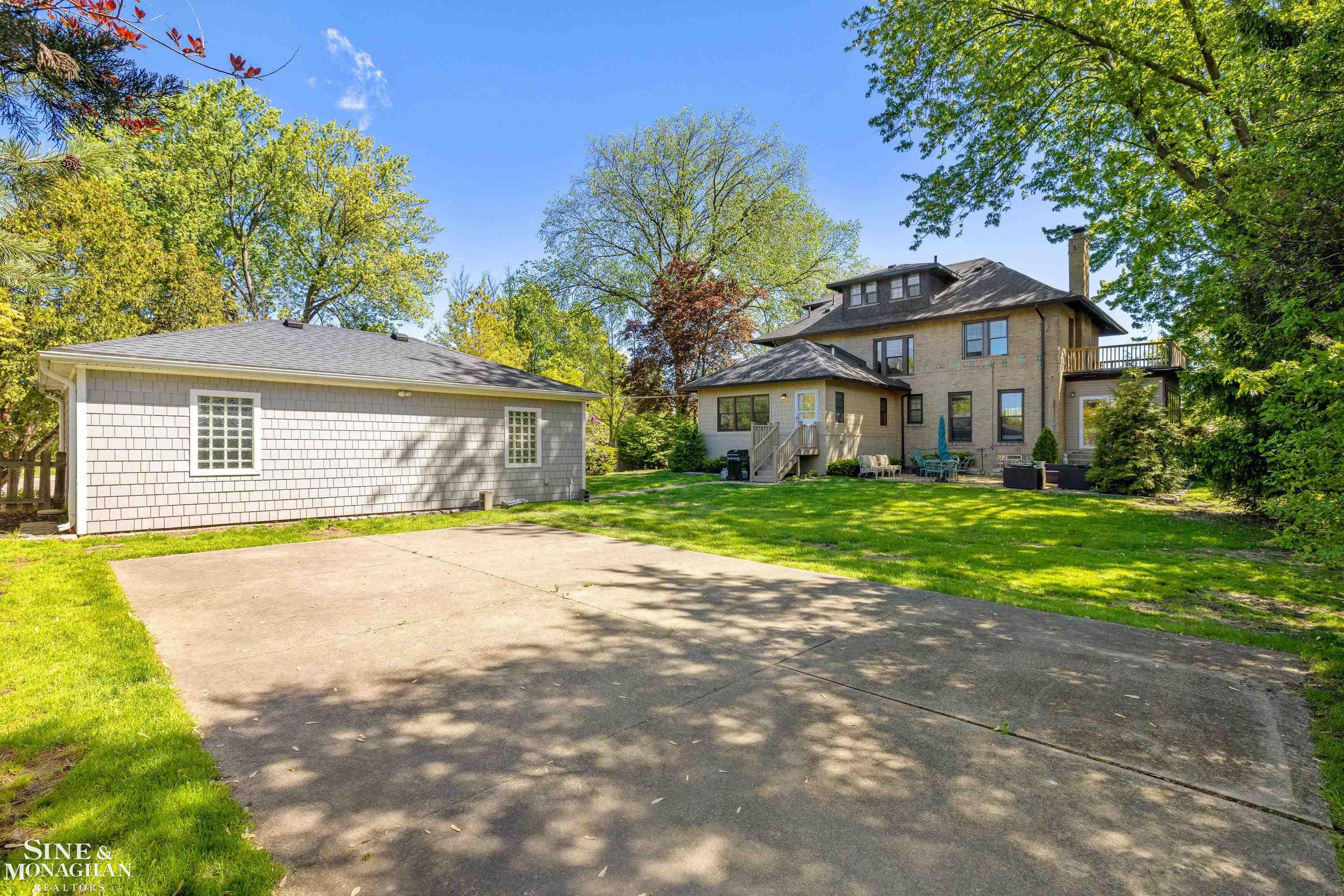 1265 Devonshire Road Grosse Pointe Park, MI 48230 - Photo 13 of 14