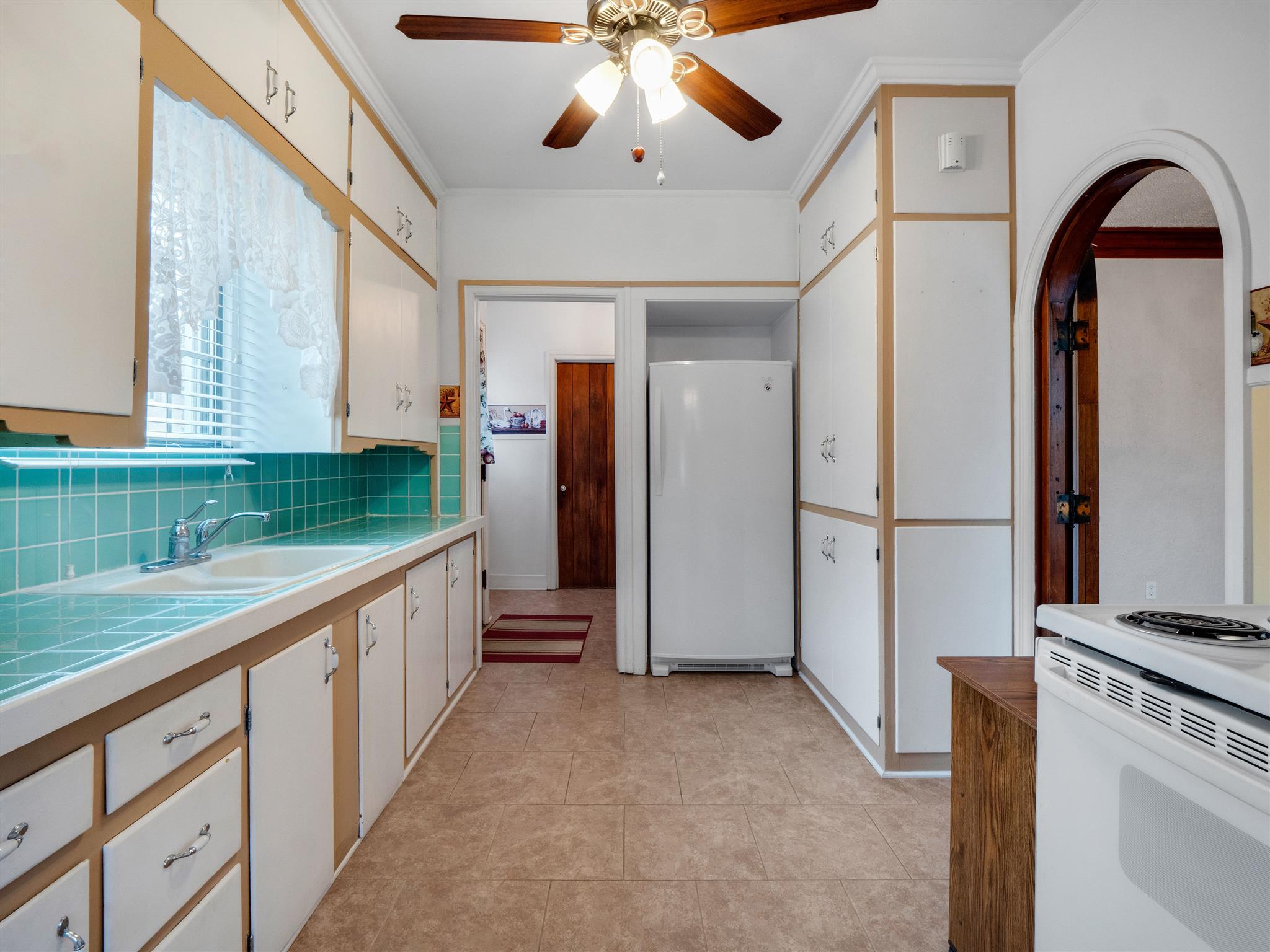 424 North Broadway Street Butler, IN 46721 - Photo 14 of 36