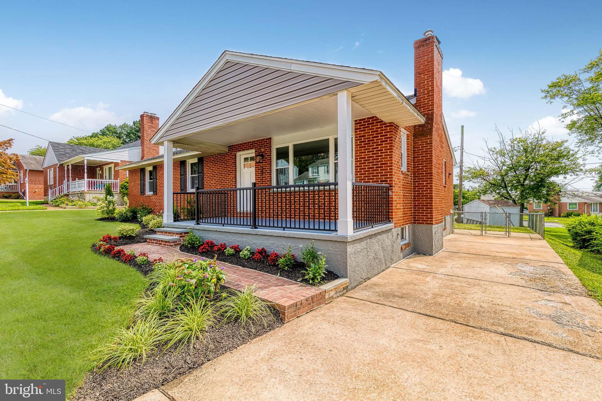 2811 Willoughby Road Baltimore, MD 21234 - Photo 2 of 38 What a great porch!! grass has been photoshopped
