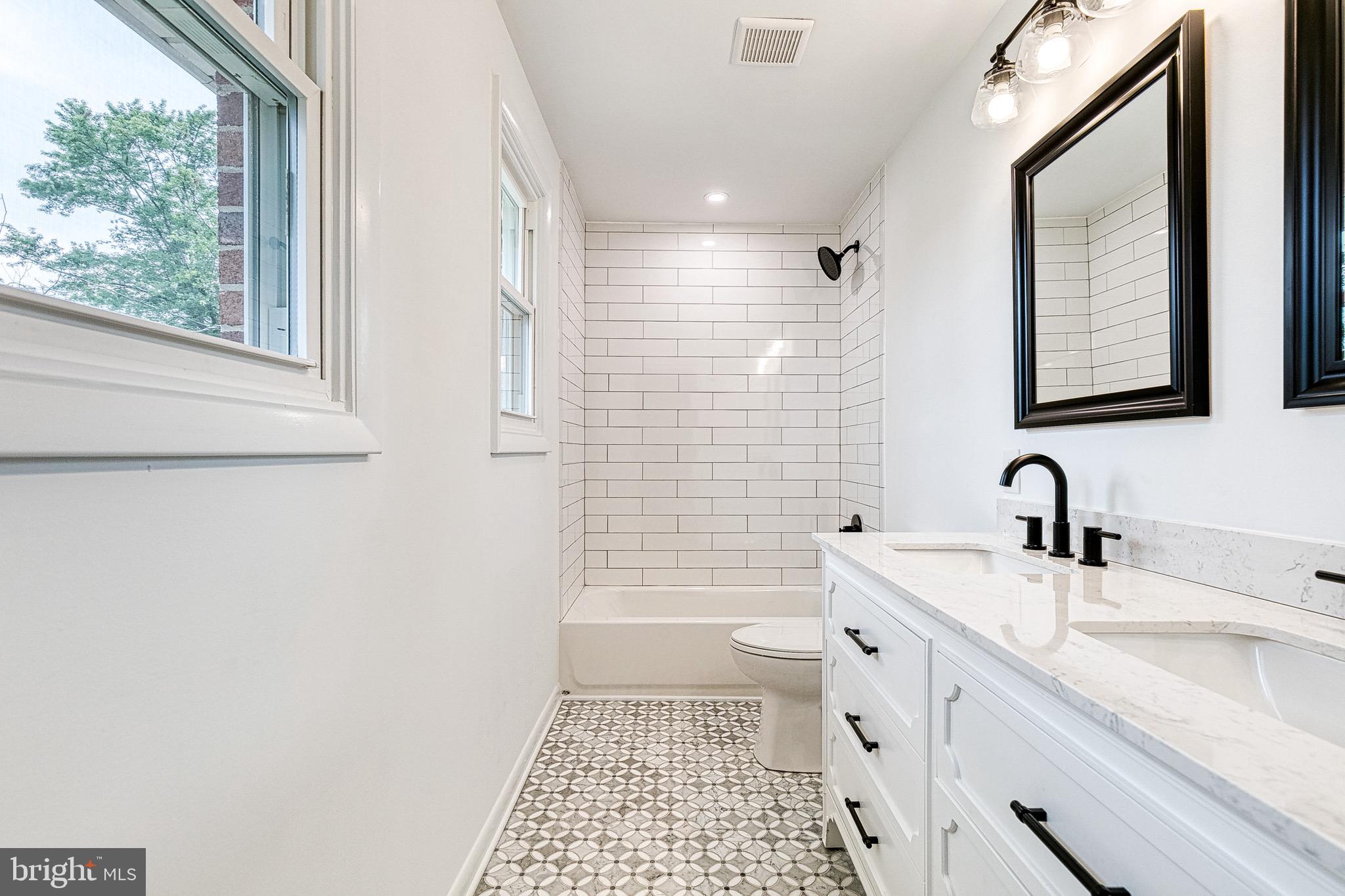 2811 Willoughby Road Baltimore, MD 21234 - Photo 22 of 38 Primary bath