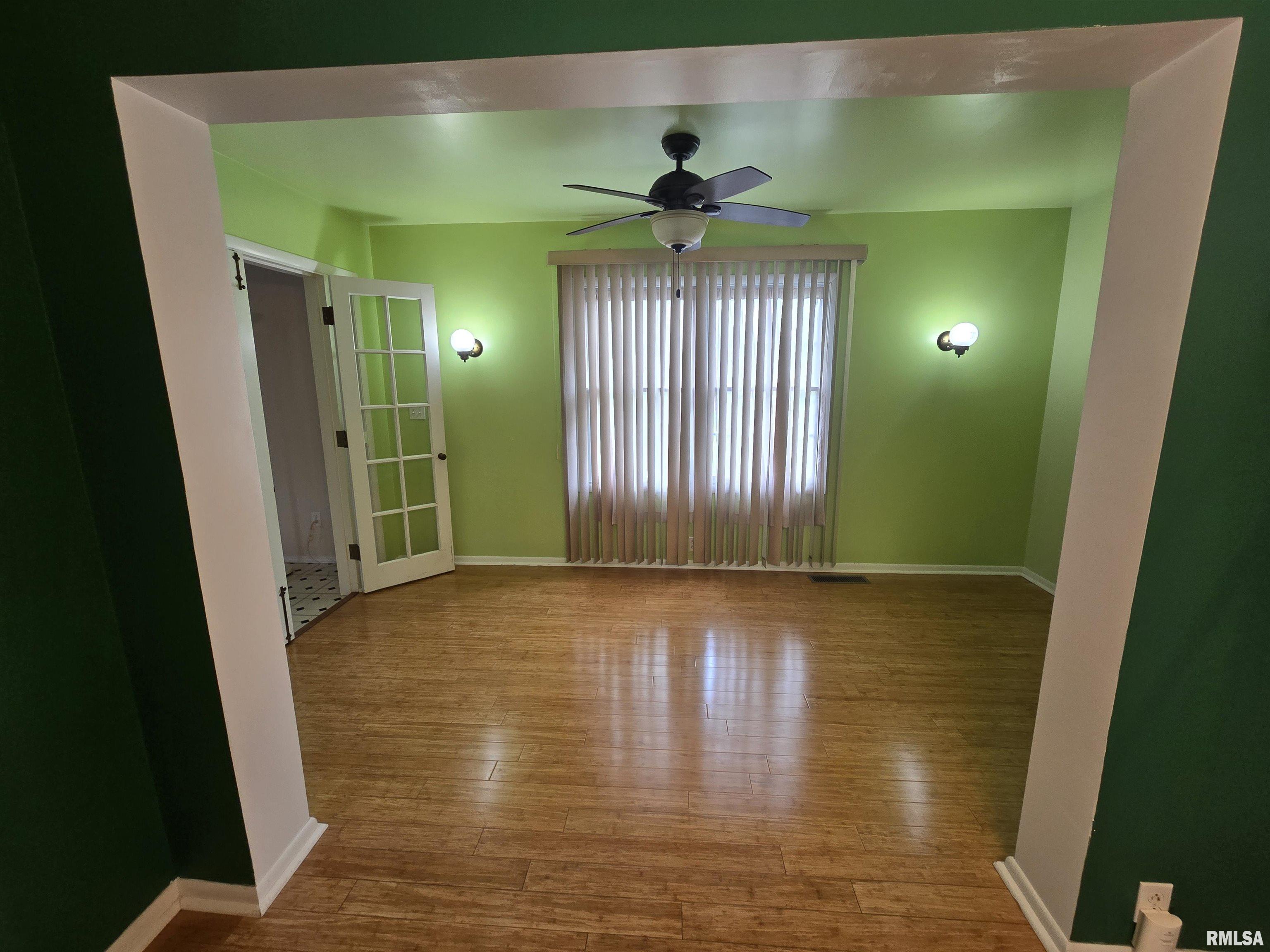 108 School Street Washington, IL 61571 - Photo 13 of 62