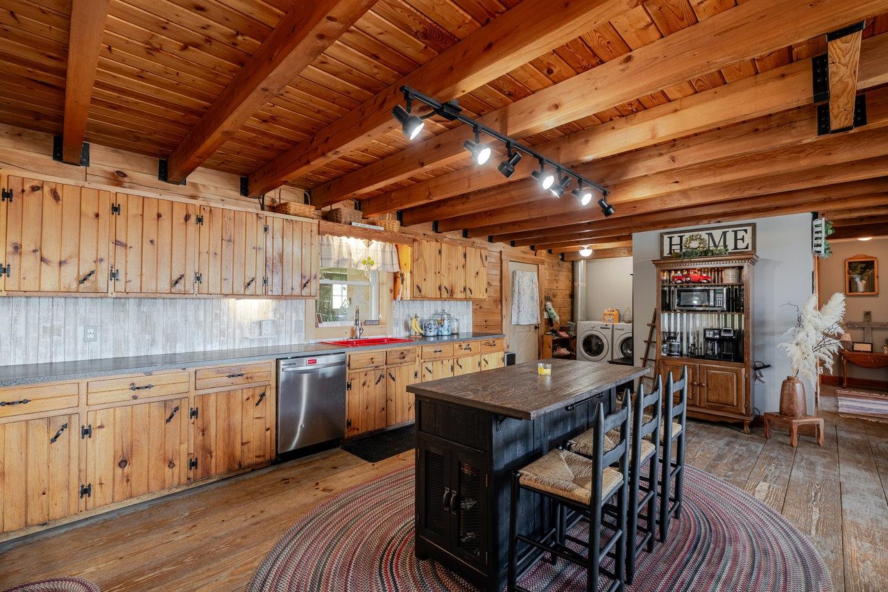12012 Hollar School Road Linville, VA 22834 - Photo 39 of 75 Abundant Cabinet Space