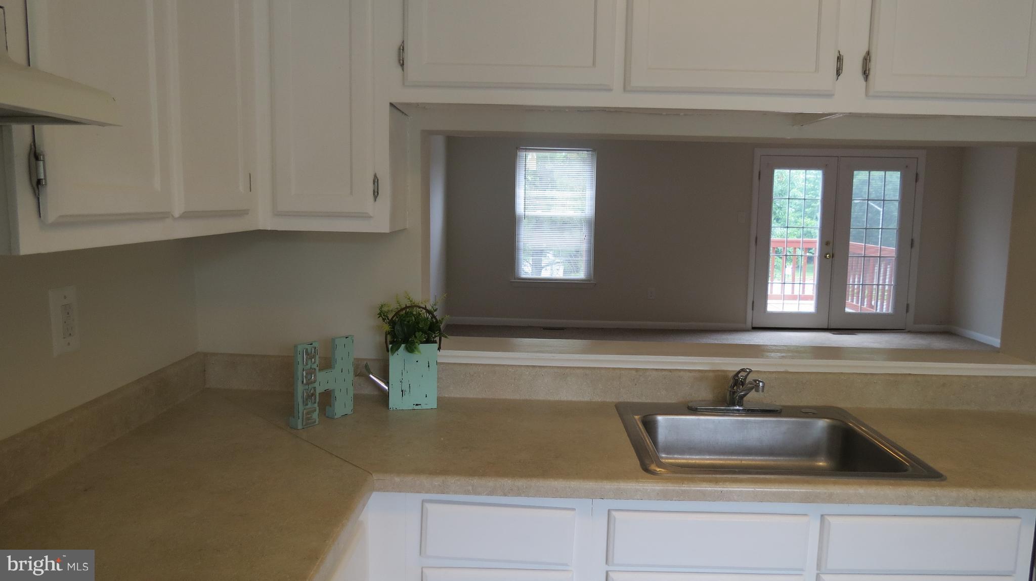 8758 Ritchboro Road District Heights, MD 20747 - Photo 3 of 29 Kitchen