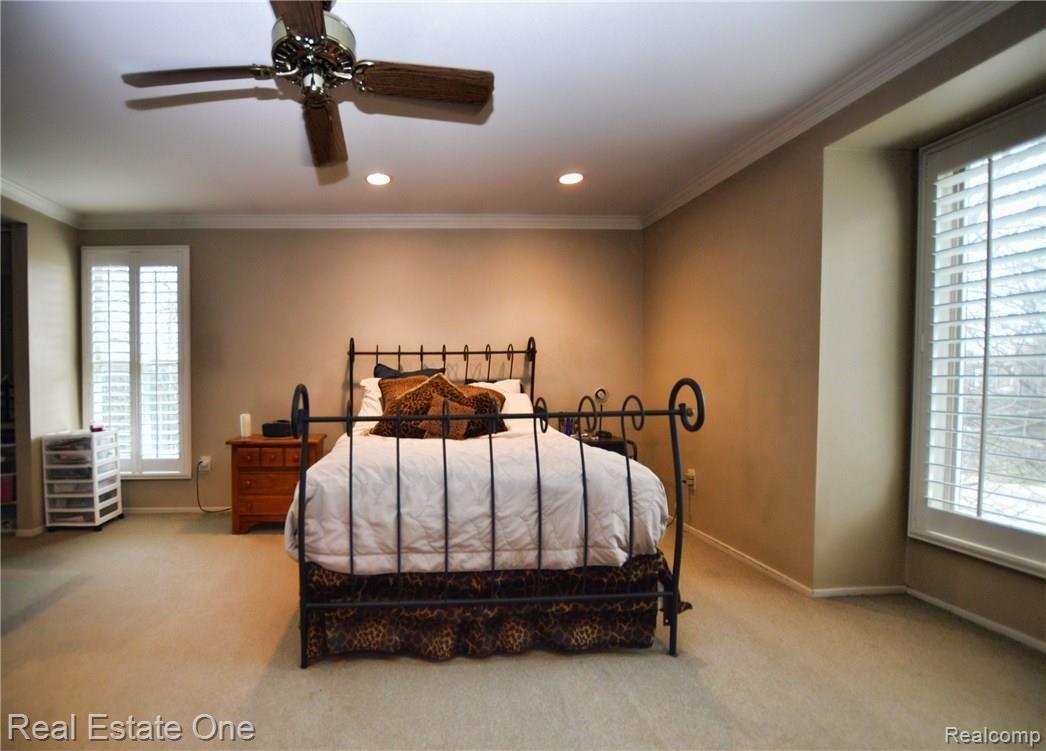 31210 Claymore Road Farmington, MI 48331 - Photo 15 of 21 14 Master Bedroom.jpg