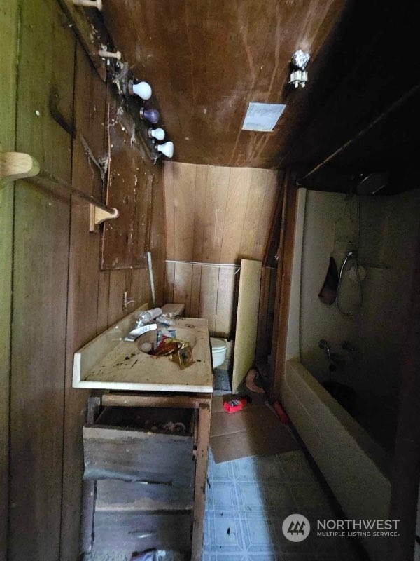 142 Dan Kelly Road Port Angeles, WA 98363 - Photo 11 of 15 Gallery Image 11