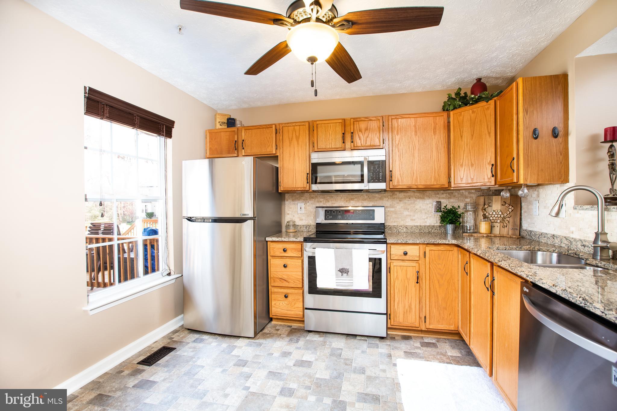 2027 Hackberry Road Baltimore, MD 21221 - Photo 15 of 46