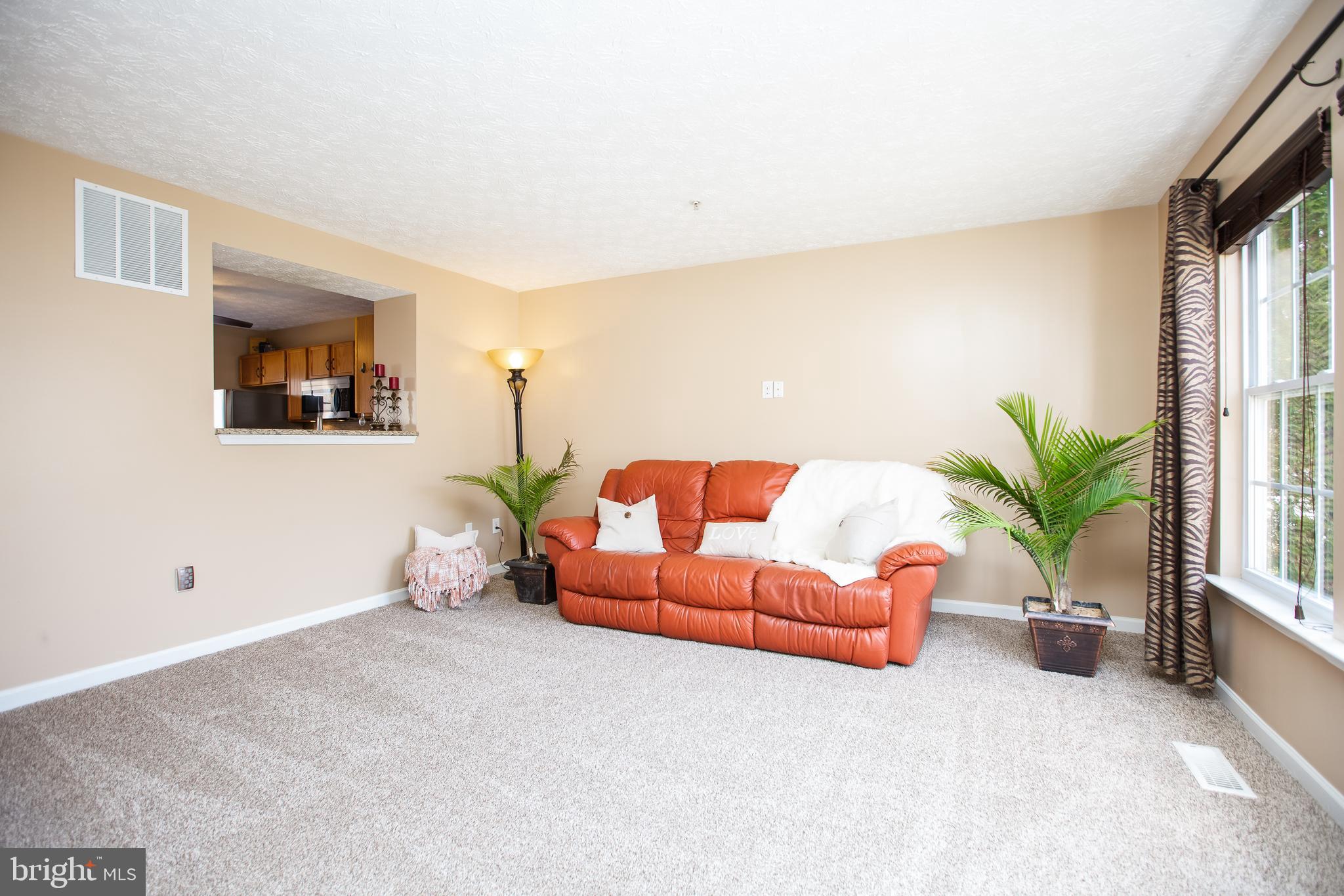 2027 Hackberry Road Baltimore, MD 21221 - Photo 3 of 46