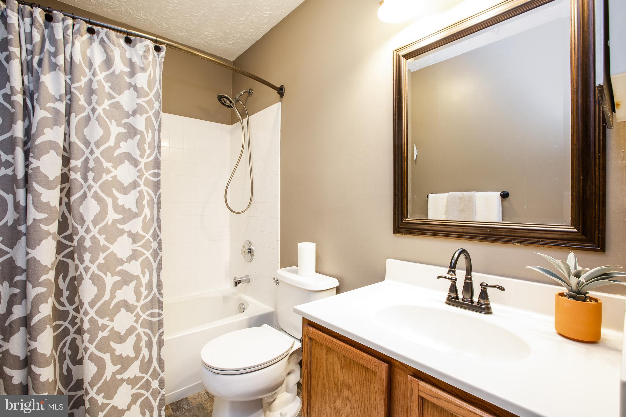 2027 Hackberry Road Baltimore, MD 21221 - Photo 25 of 46