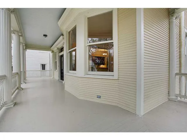 $1,400,000 | 2103-05 General Pershing Street, New Orleans, LA 70115