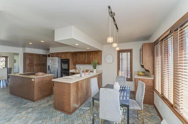 $500,000 | 1212 Buell Avenue, Joliet, IL 60435