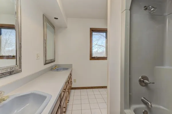 $500,000 | 1212 Buell Avenue, Joliet, IL 60435
