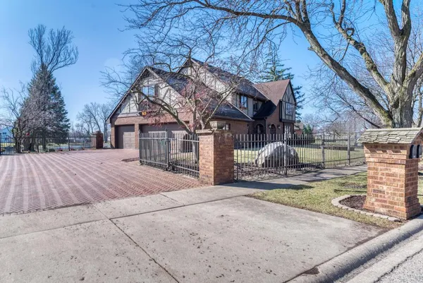 $500,000 | 1212 Buell Avenue, Joliet, IL 60435