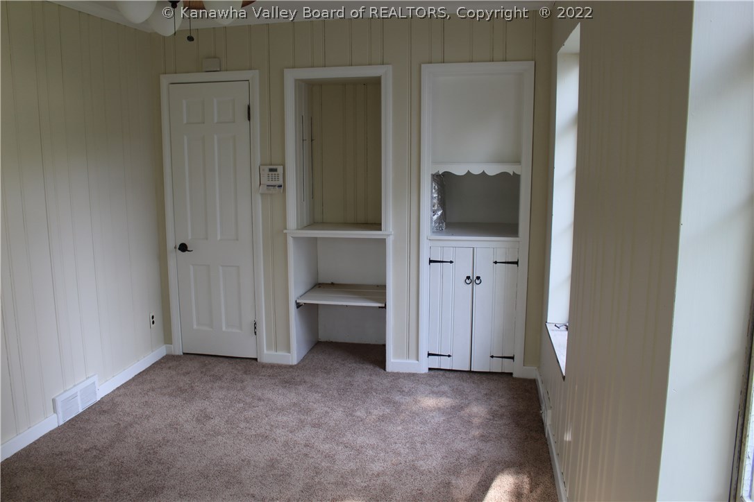 2020 North Englewood Road Huntington, WV 25701 - Photo 11 of 20 Gallery Image 11