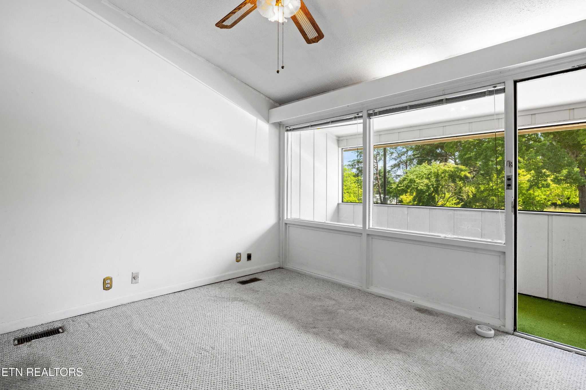 2806 Suncrest Road, Unit 4 Pigeon Forge, TN 37863 - Photo 22 of 30 Gallery Image 22