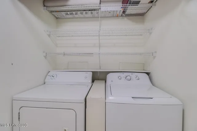 $2,200 | 14886 East Shadow Creek Drive, Biloxi, MS 39532