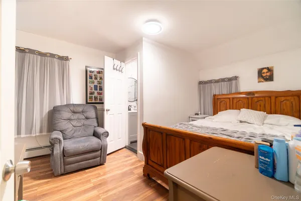 $649,999 | 6 Linden Avenue, Hempstead, NY 11550