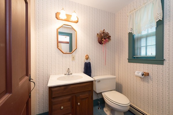 349 Exeter Road Hampton Falls, NH 03844 - Photo 15 of 24