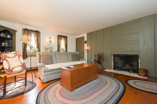 349 Exeter Road Hampton Falls, NH 03844 - Photo 5 of 24