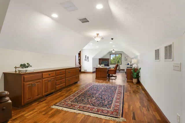 $1,280,000 | 9721 Frontier Lane, Lakeville, MN 55044