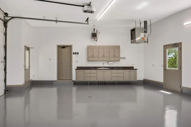 $1,280,000 | 9721 Frontier Lane, Lakeville, MN 55044