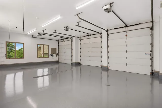 $1,280,000 | 9721 Frontier Lane, Lakeville, MN 55044