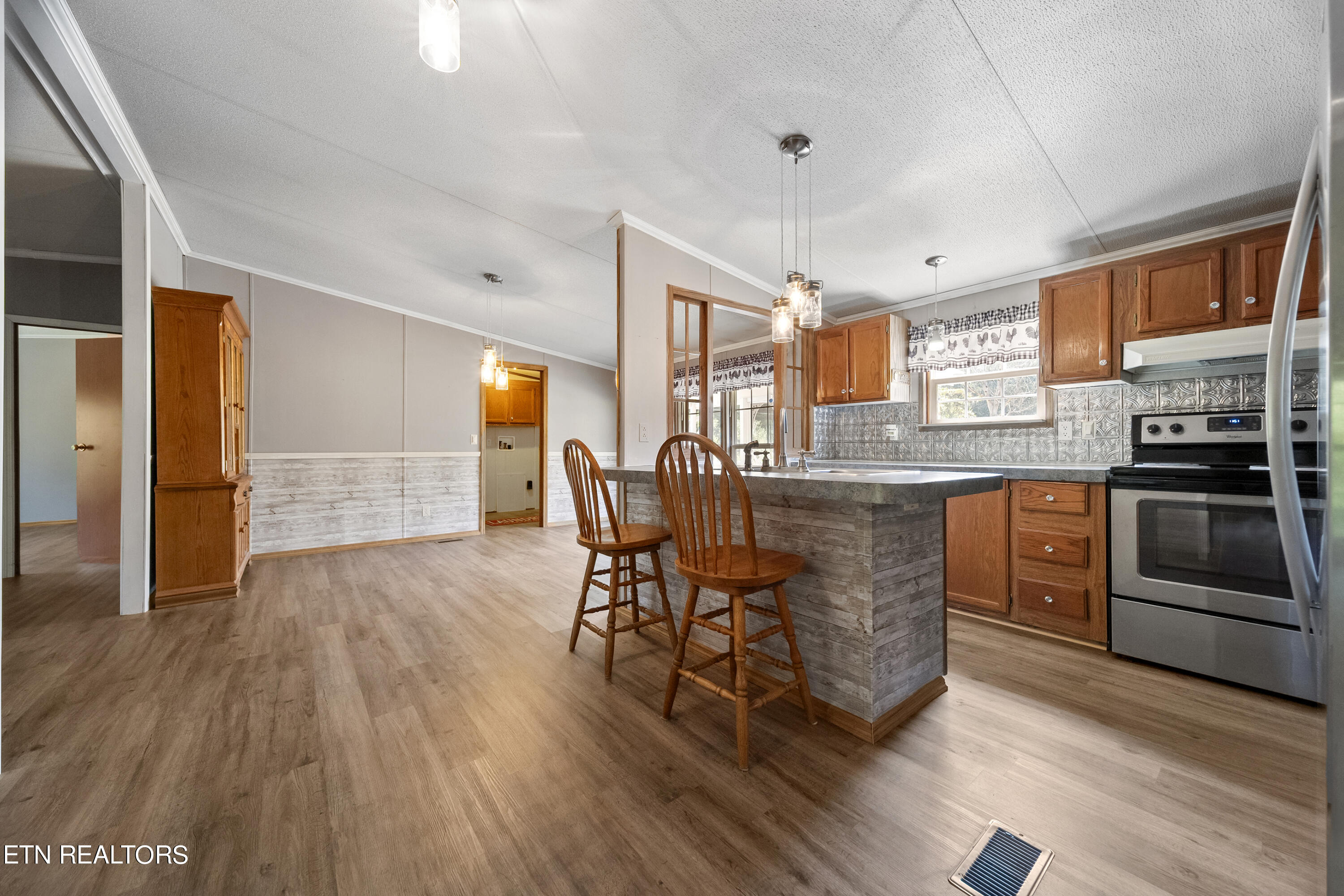 134 Doc Howard Road Lancing, TN 37770 - Photo 14 of 31 DSC03704