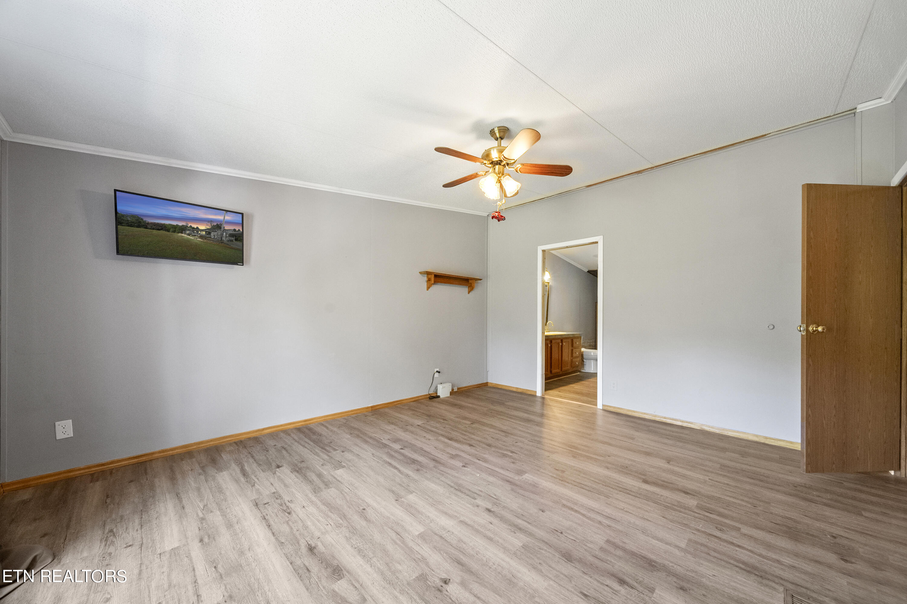 134 Doc Howard Road Lancing, TN 37770 - Photo 22 of 31 DSC03664