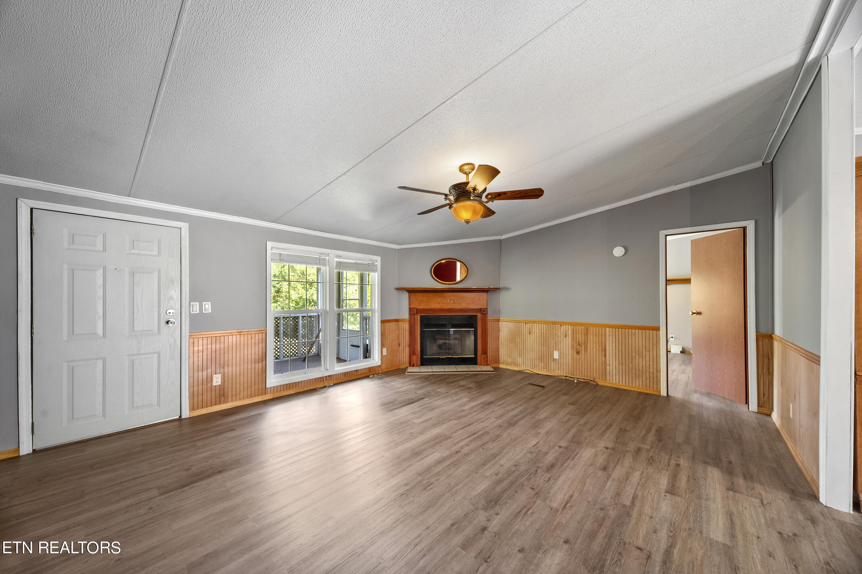 134 Doc Howard Road Lancing, TN 37770 - Photo 9 of 31 DSC03650