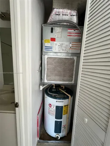 $1,850 | 990 Northeast 33rd Terrace, Unit 204, Homestead, FL 33033