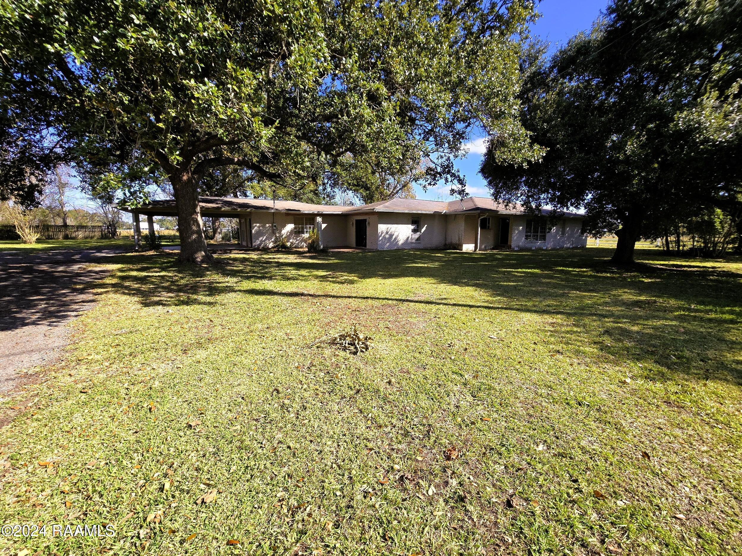 304 Public Rayne, LA 70578 - Photo 2 of 25 1