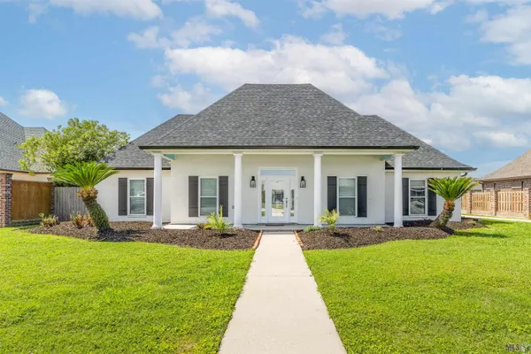 $549,900 | 332 Tulip Drive, Houma, LA 70360