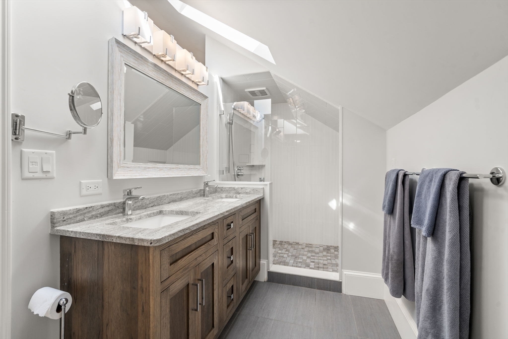 19-23 High Street, Unit 23 Newton, MA 02464 - Photo 14 of 19