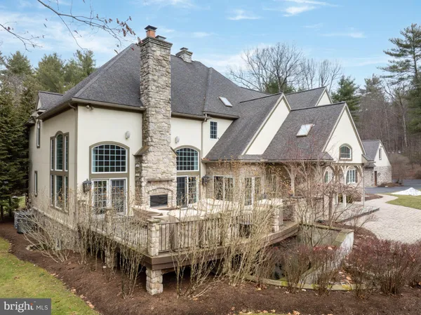 $2,490,000 | 157 Manhasset Court, Port Matilda, PA 16870