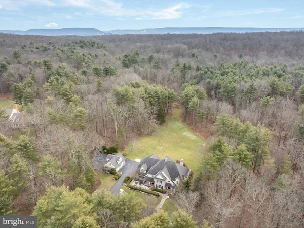 $2,490,000 | 157 Manhasset Court, Port Matilda, PA 16870