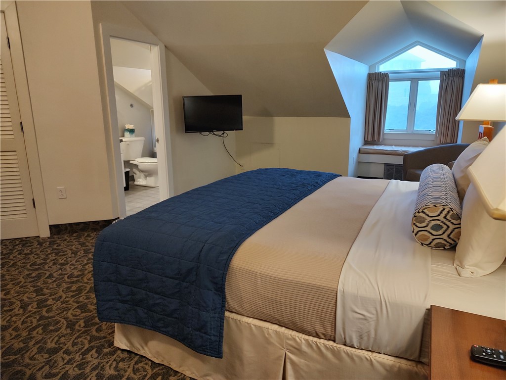 65 Ridge Road, Unit T19/W30 Newport, RI 02840 - Photo 16 of 30
