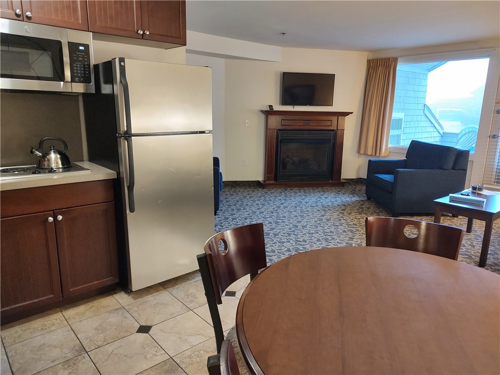 65 Ridge Road, Unit T19/W30 Newport, RI 02840 - Photo 8 of 30
