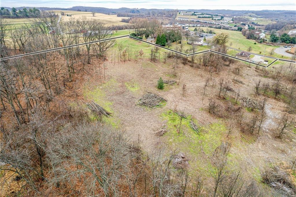 2021 Ader Road Jeannette, PA 15644 - Photo 10 of 49 Gallery Image 10