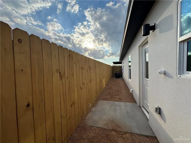 $1,250 | 11505 North 25th Street, Unit A, McAllen, TX 78504